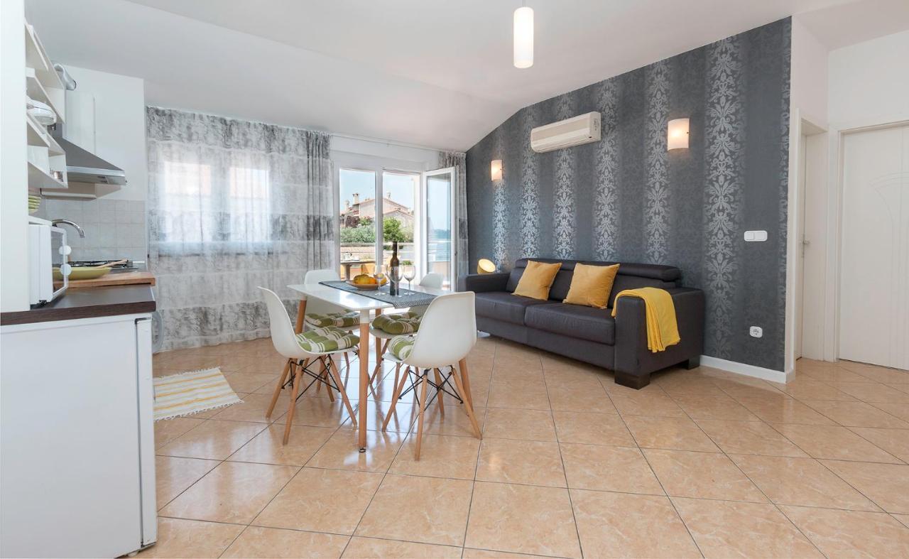 Seafront Apartment Gaby Medulin Exterior photo